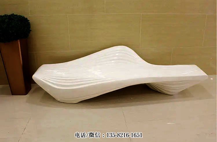 創(chuàng)意玻璃鋼室內(nèi)美陳座椅 創(chuàng)意玻璃鋼室內(nèi)美陳座椅